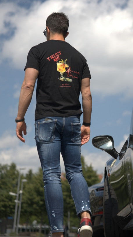 COCKTAIL - TRUST ME YOU CAN DANCE TEE Black