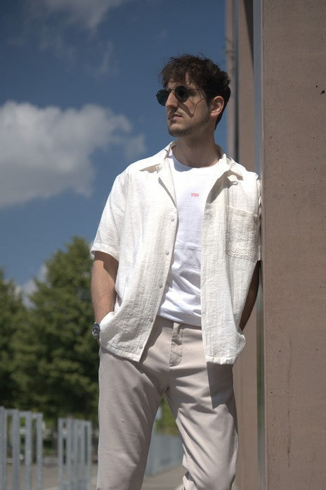 ROOSTER GREY - SAKURA TREE SHINJUKU T-SHIRT Off-White